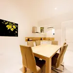 Ag2 - Sea View Stylish 2 Bedroom Apt La Valletta