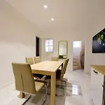 Appartamento Ag2 - Sea View Stylish 2 Bedroom Apt *