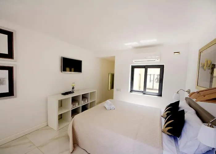 Διαμέρισμα Ag2 - Sea View Stylish 2 Bedroom Apt Βαλέτα